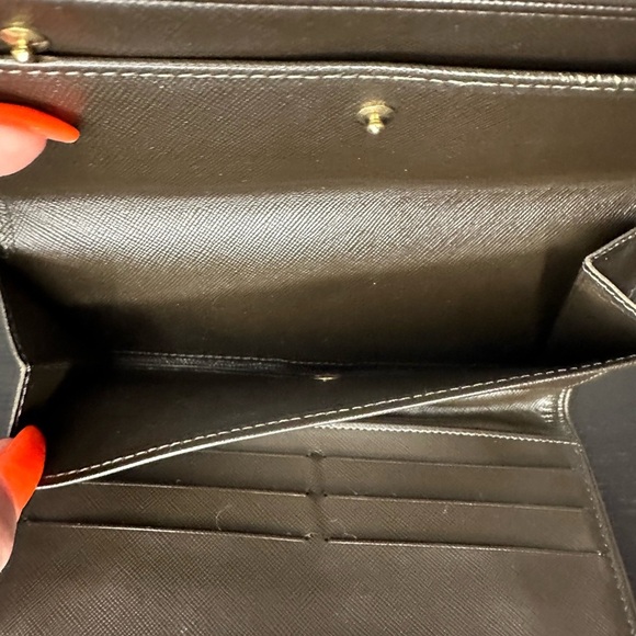 Louis Vuitton Olive Monogram wallet-EUC- - Picture 3 of 6